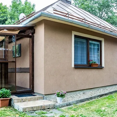 Domcek Pod Kalvariou *