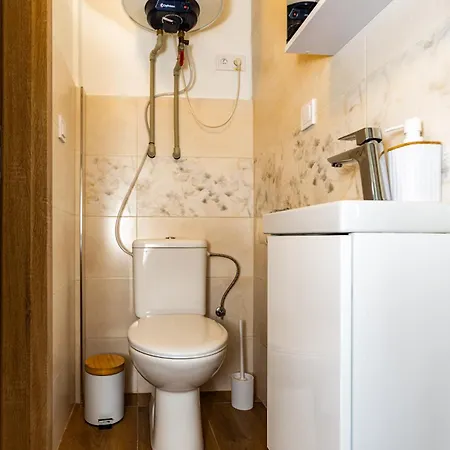 Domcek Pod Kalvariou *